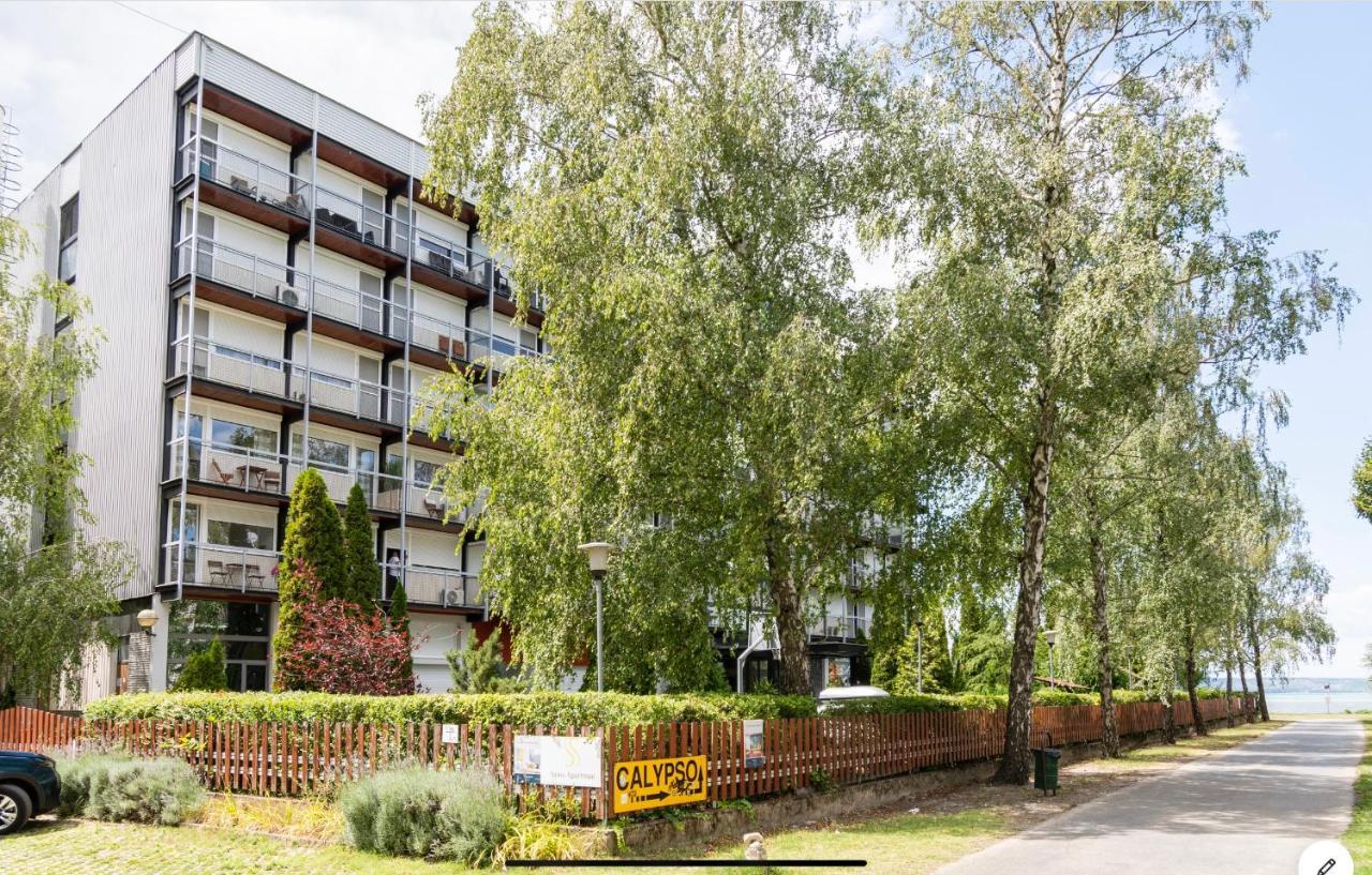 Sinus Premium Aparthotel Siófok Exterior foto